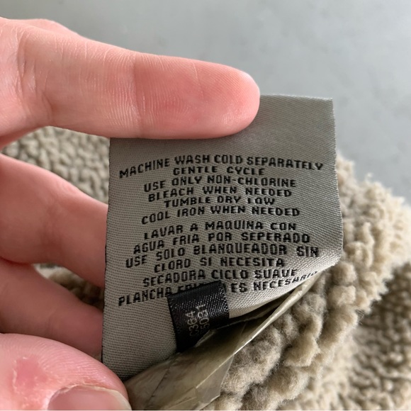 Levi’s Hooded Cotton Canvas Military Trucker Jacket Tan Work Outdoor Layered M - Picture 14 of 16